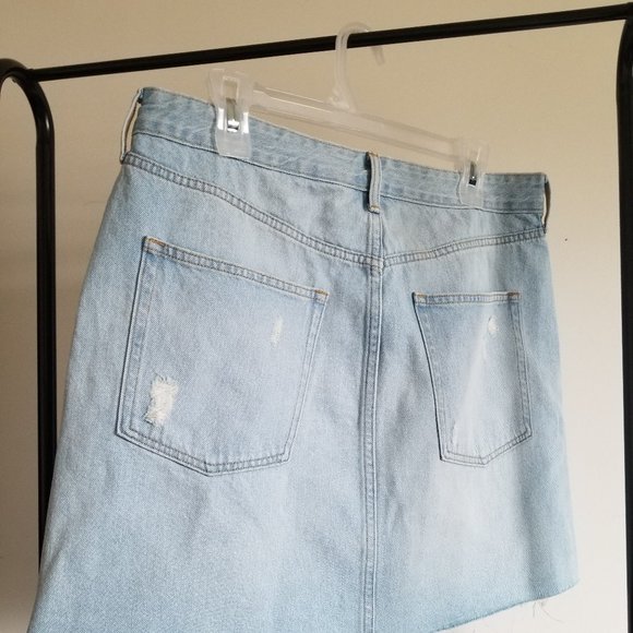 NWT H&M Denim Skirt - Picture 4 of 4